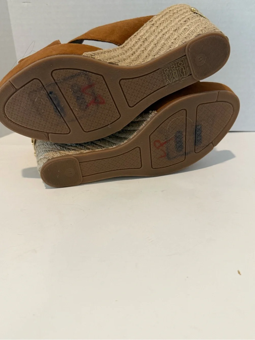 Tory Burch Bailey Espadrille Wedge Sandals 11 Brown Suede Gold Logo High Wedge